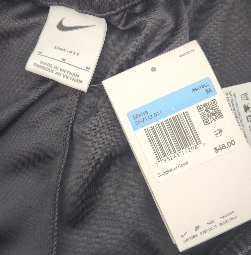 NWT || NIKE || Dri-fit Basketball Shorts Size M Black/white Drawstring Waist - Picture 4 of 4